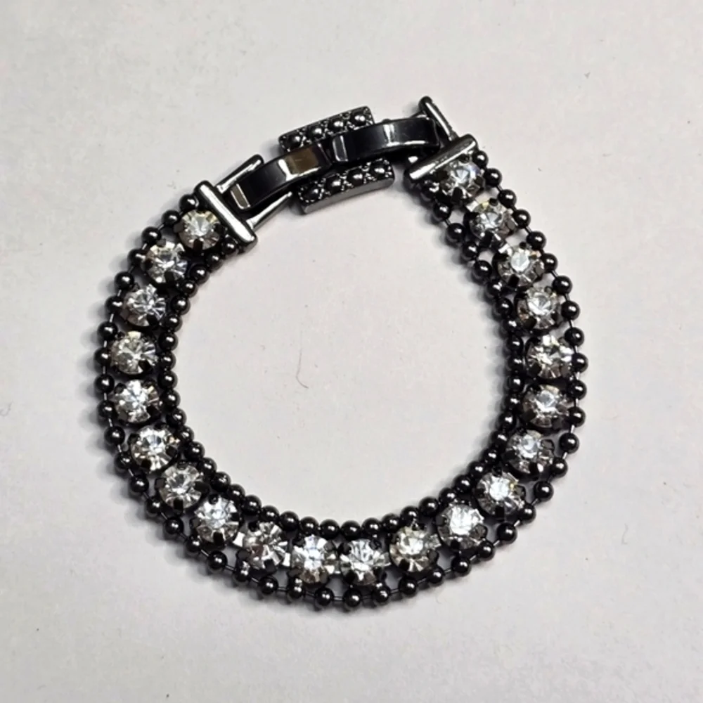 Stella & Dot‎ Sparkling Silver and Black Bracelet